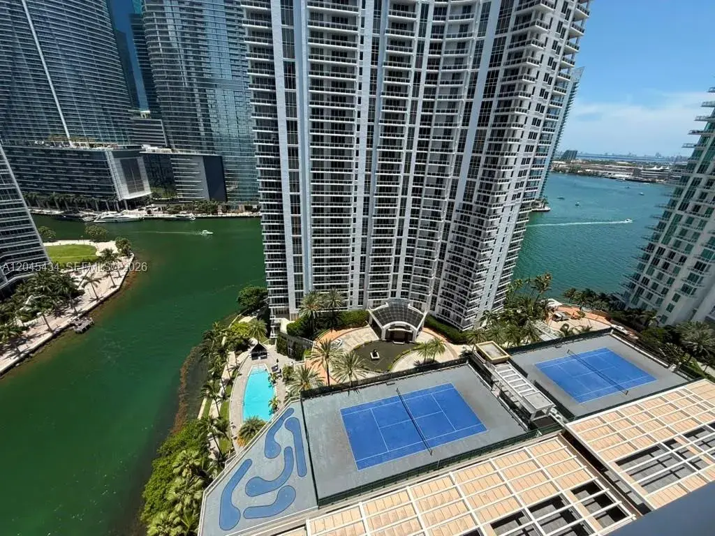 801 Brickell Key Blvd # 2204, Miami FL 33131
