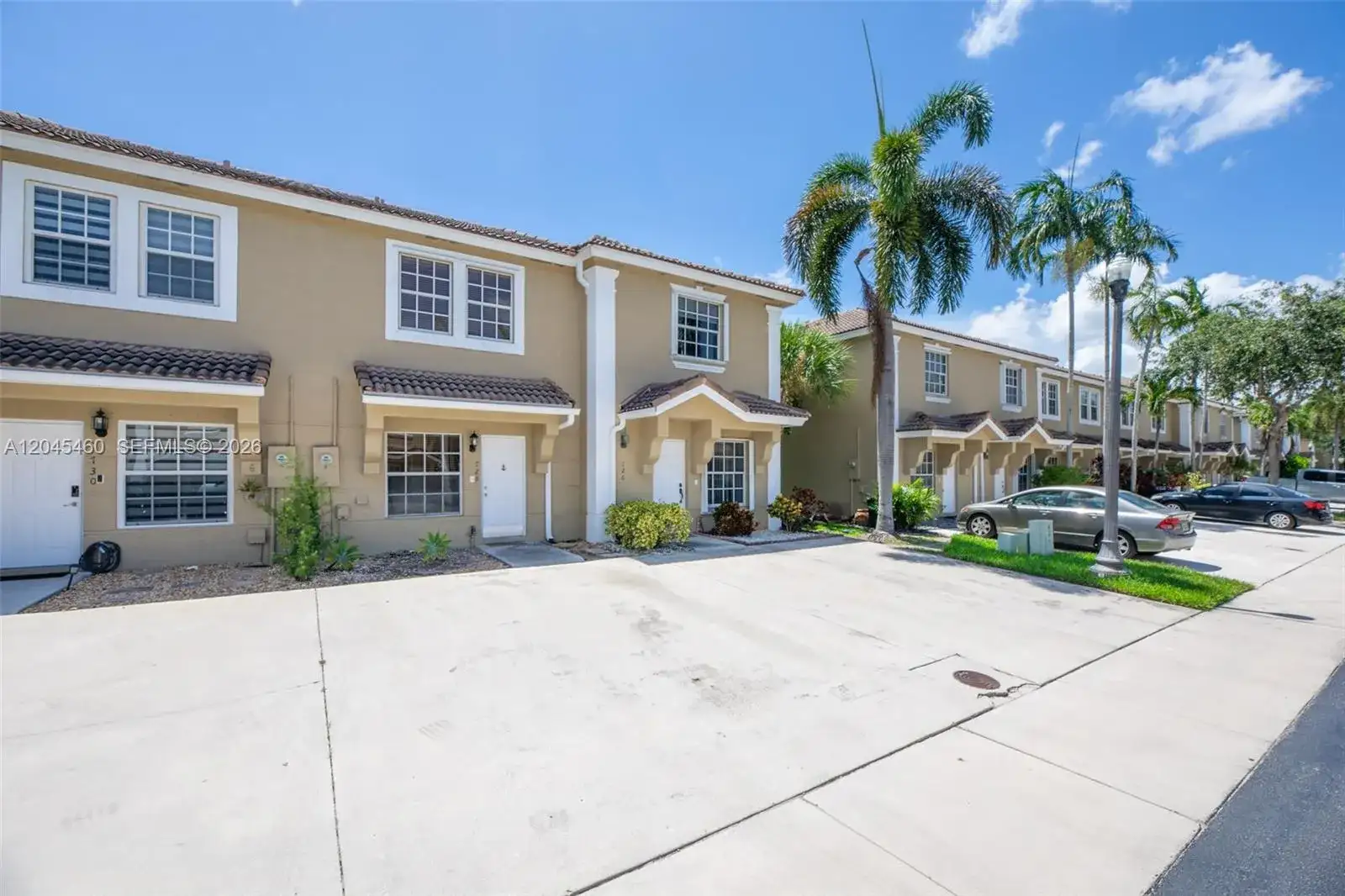 728 SW 122nd Ave # 0, Pembroke Pines FL 33025 photo 2