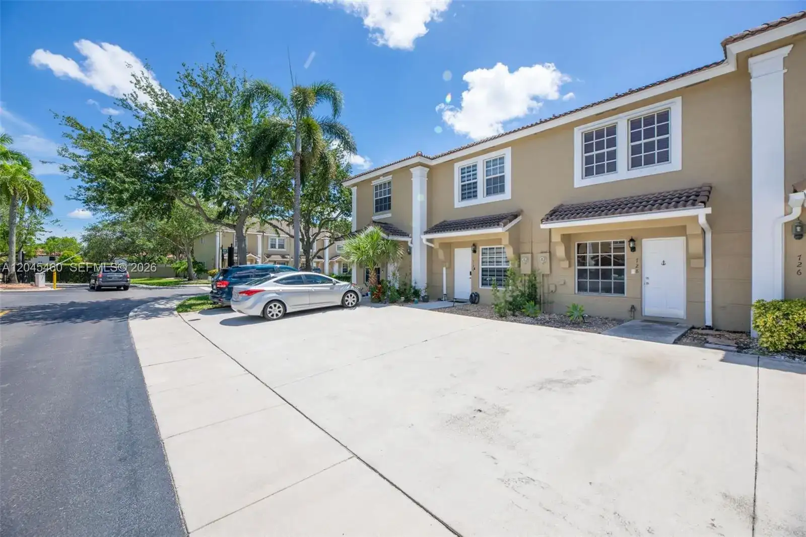 728 SW 122nd Ave # 0, Pembroke Pines FL 33025 photo 3
