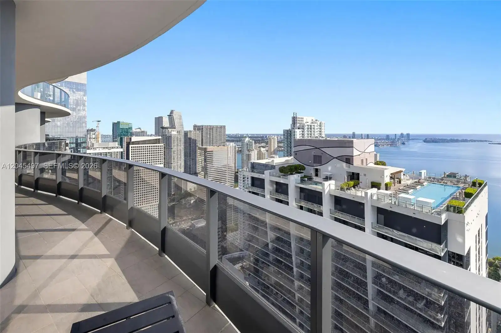 1000 Brickell Plz, Miami FL 33131 photo 5