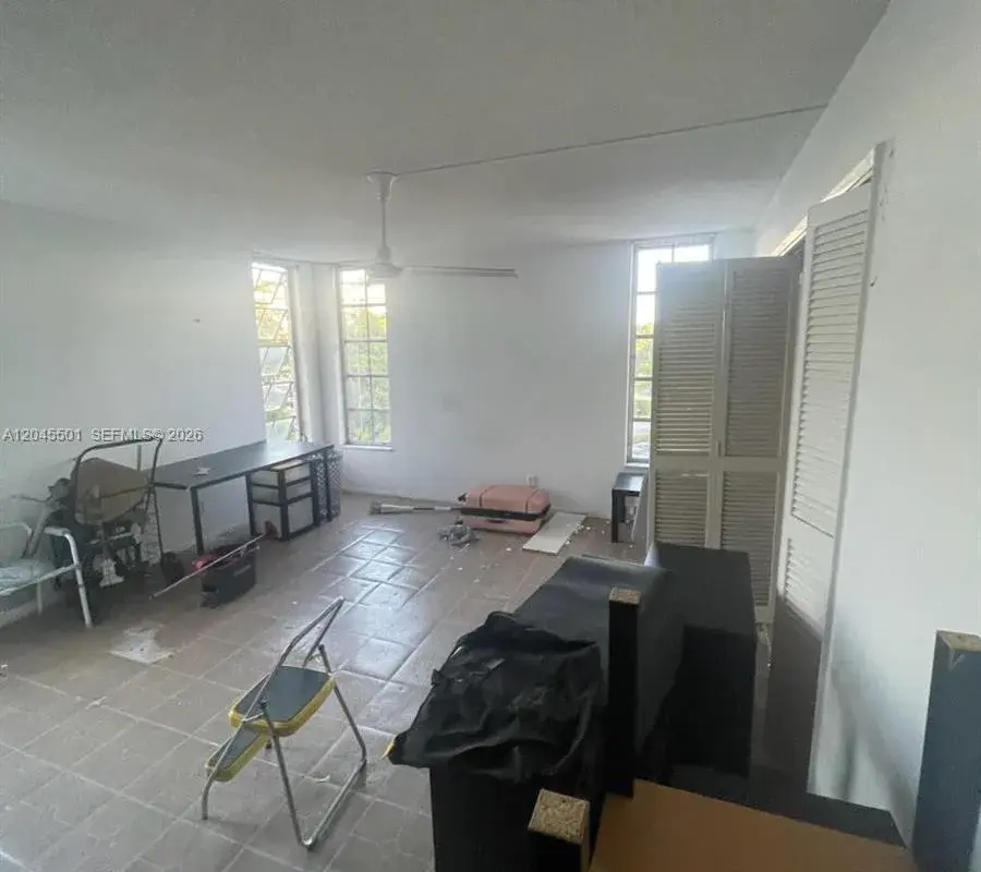 3090 N Course Dr # 401, Pompano Beach FL 33069