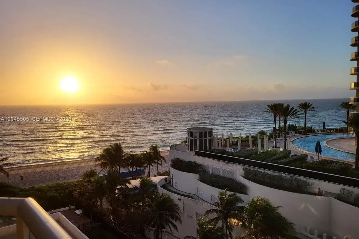 17275 Collins Ave # 804, Sunny Isles Beach FL 33160