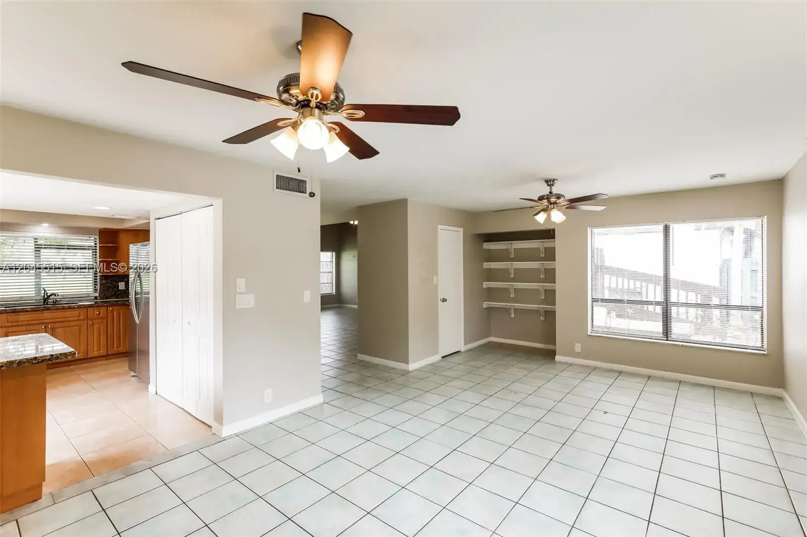 1430 W Sandpiper Cir, Pembroke Pines FL 33026 photo 3