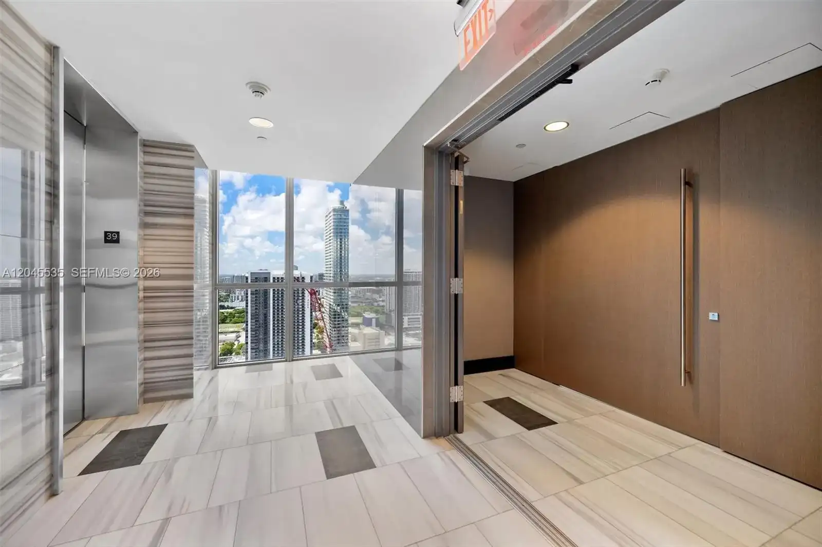 1100 Biscayne Blvd # 3906, Miami FL 33132