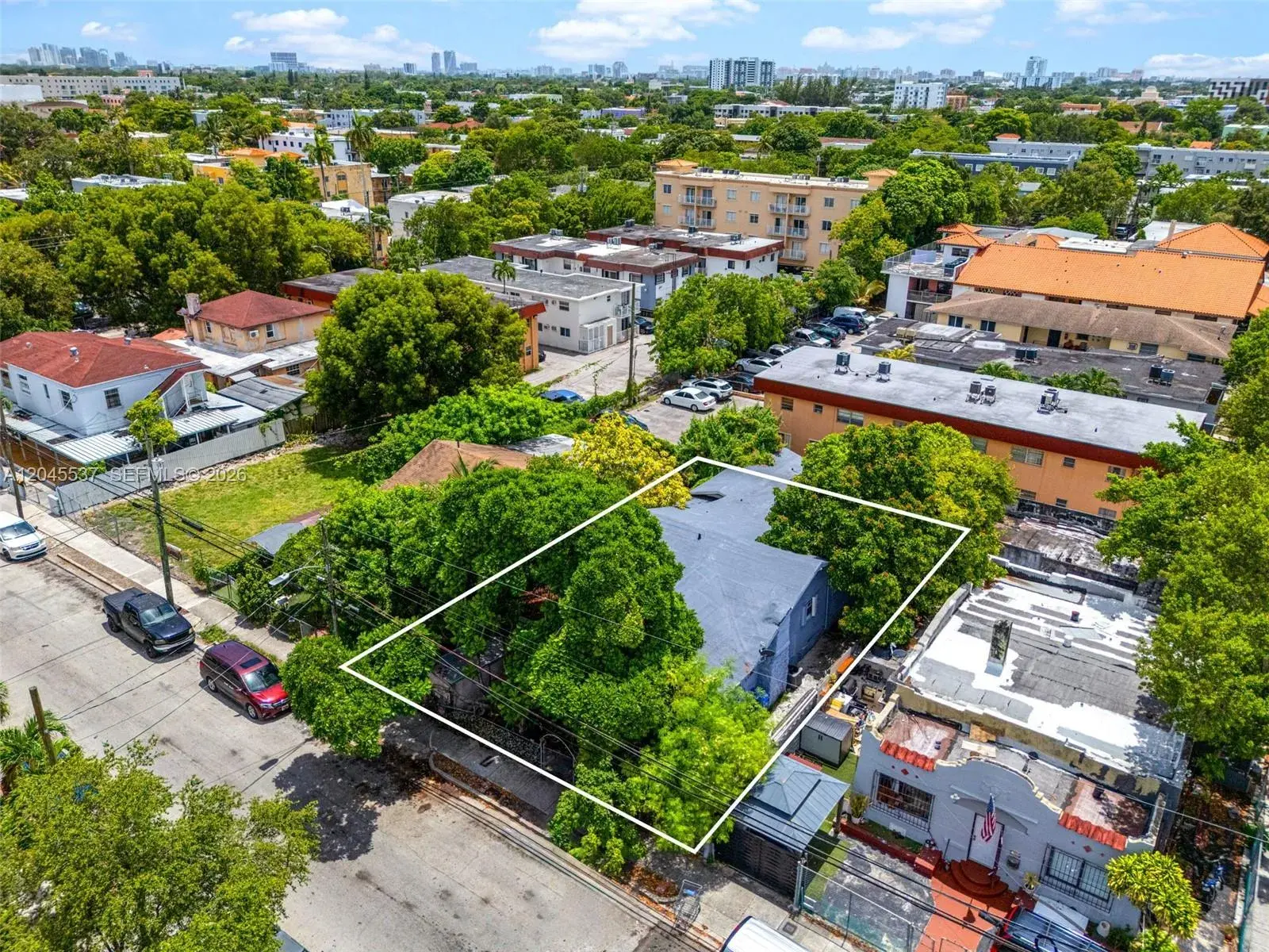 210 SW 13th Ave, Miami FL 33135
