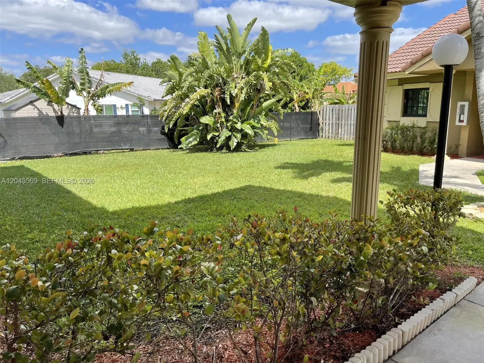 2642 Riverside Dr # 2642, Coral Springs FL 33065