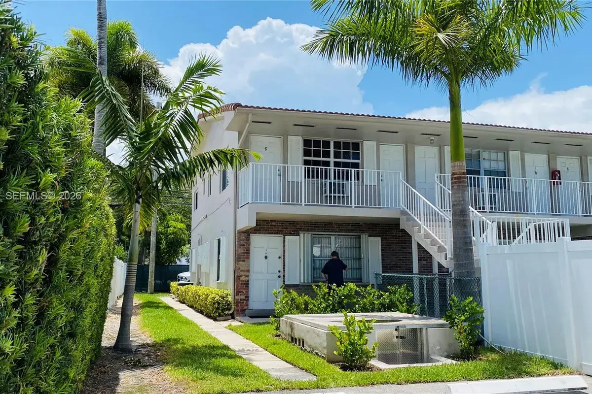 2665 Middle River Dr # 1, Fort Lauderdale FL 33306