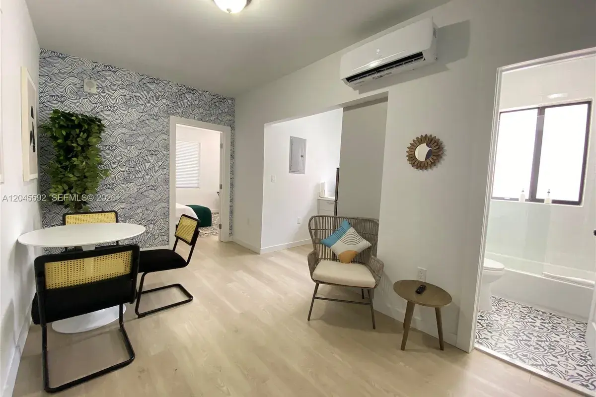 1553 SW 7th St # 15, Miami FL 33135