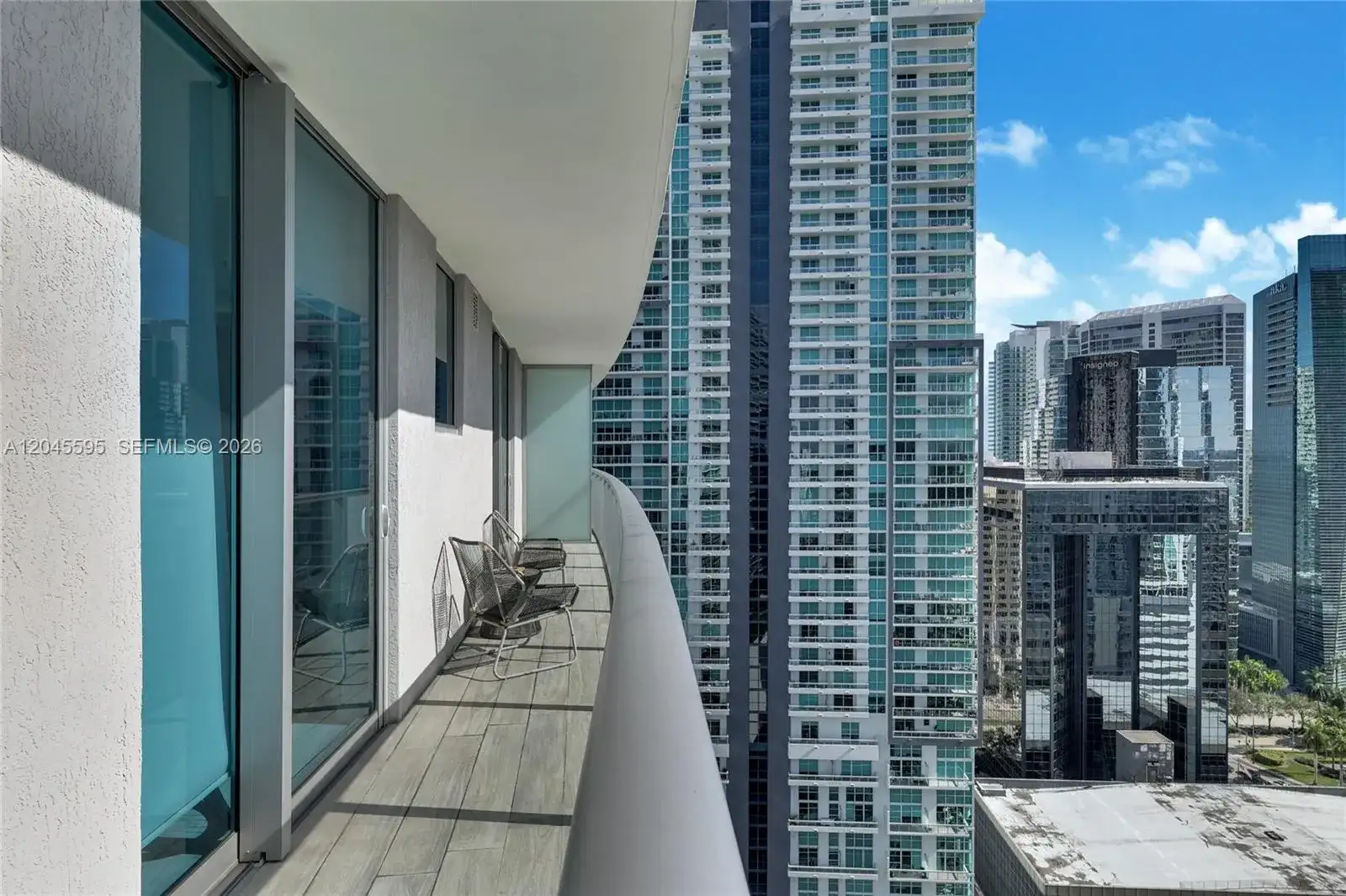 1100 S Miami Ave # 2504, Miami FL 33130 photo 2