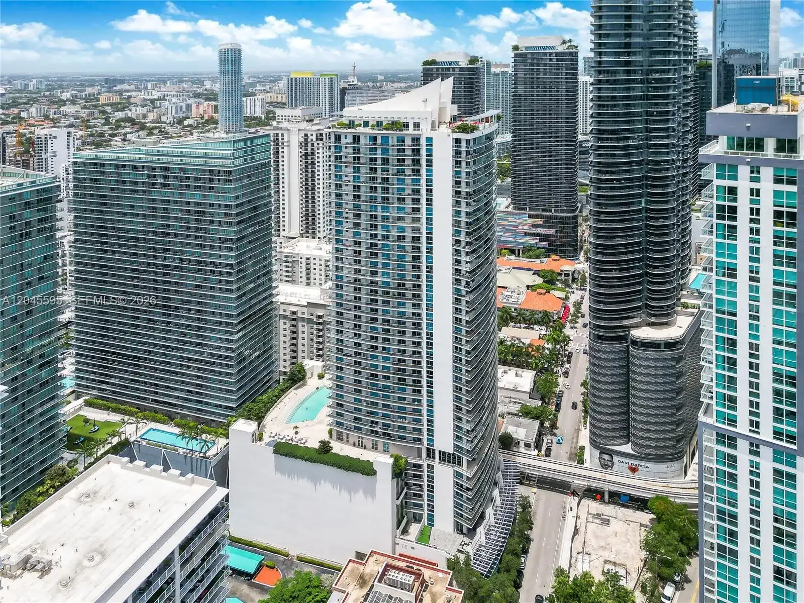 1100 S Miami Ave # 2504, Miami FL 33130 photo 3