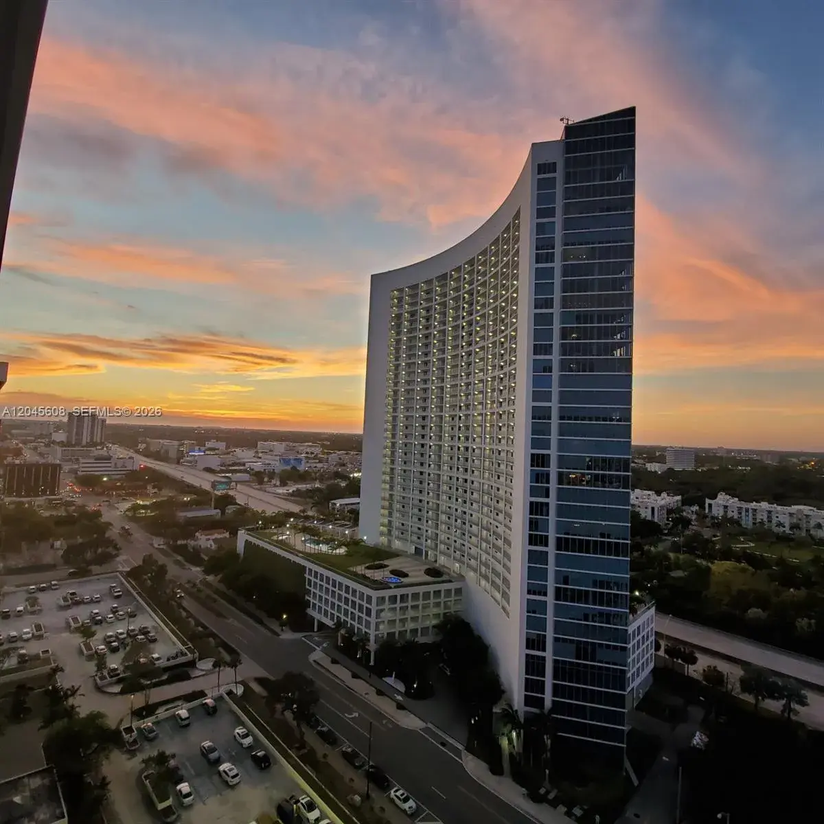 600 NE 36 St, Miami FL 33137