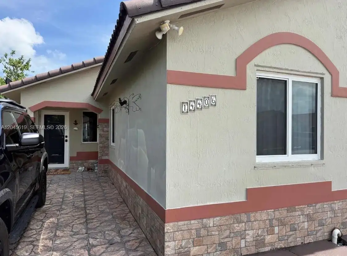 14406 SW 179th Ln, Miami FL 33177 photo 2