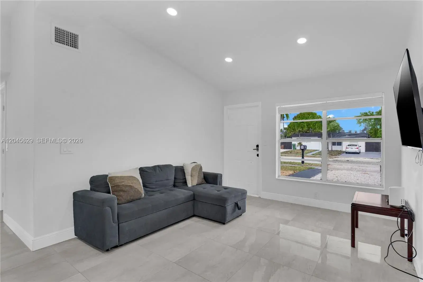 1016 SW 22nd Ter, Fort Lauderdale FL 33312