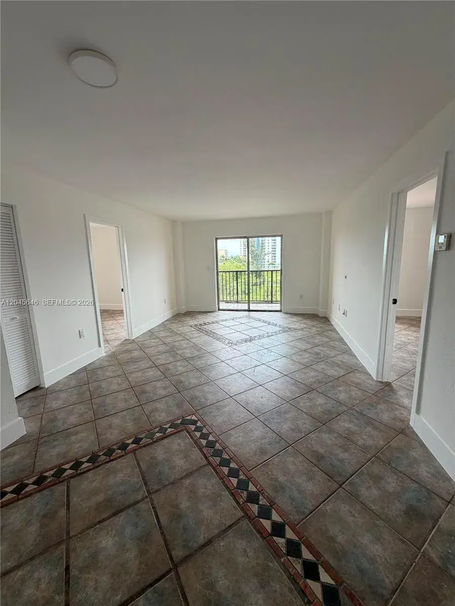 4801 NW 7th St # 16, Miami FL 33126