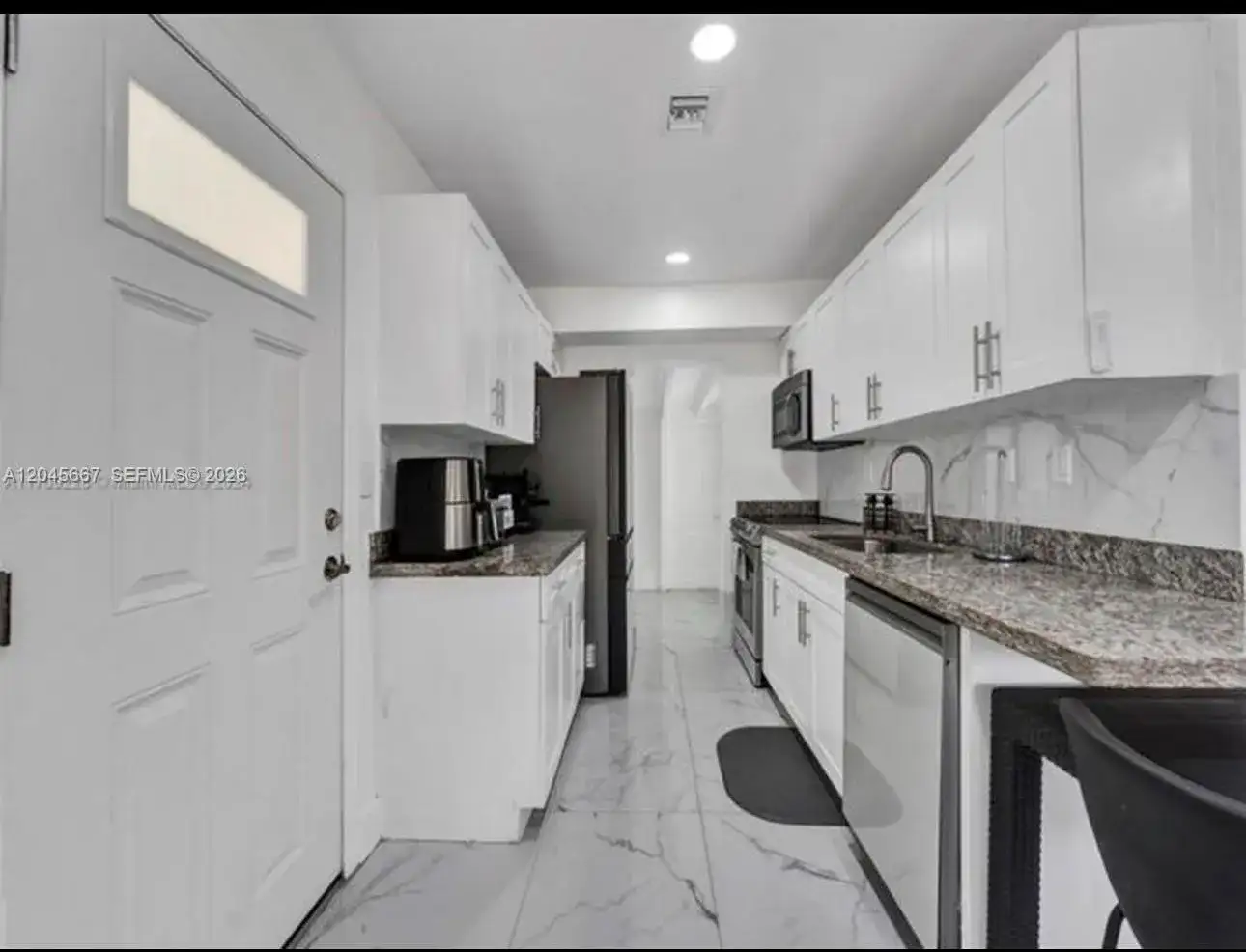 2730 NE 16th Ave # 0, Pompano Beach FL 33064 photo 4