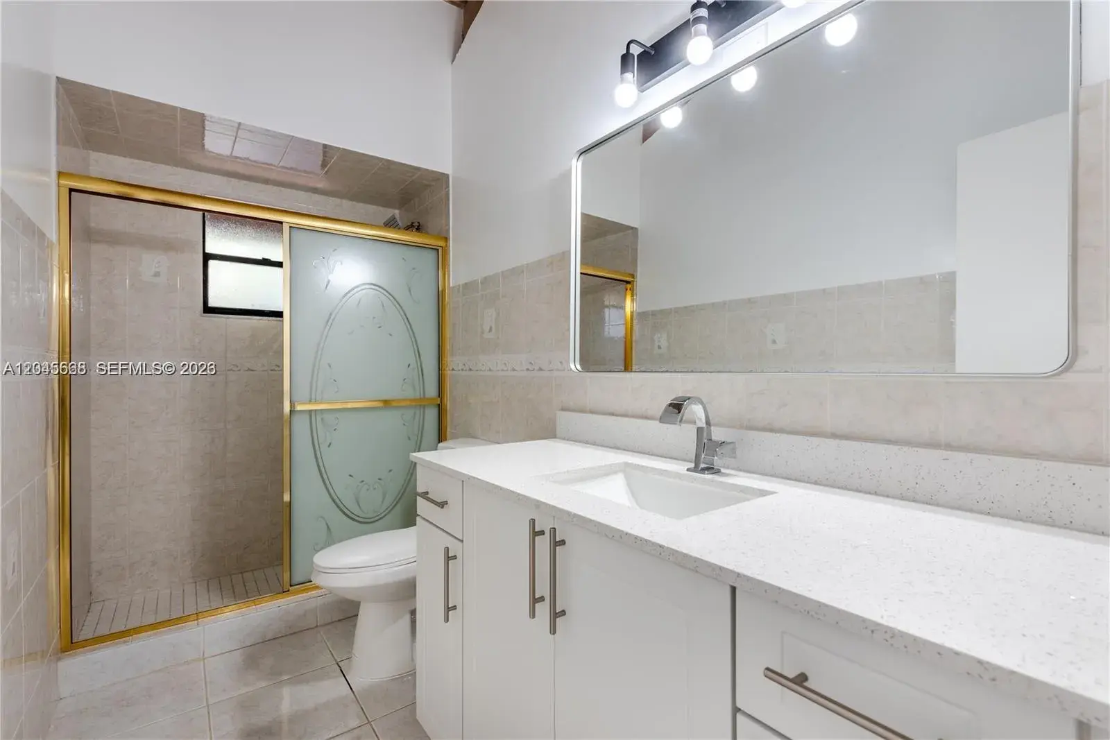 601 Leslie Dr, Hallandale Beach FL 33009