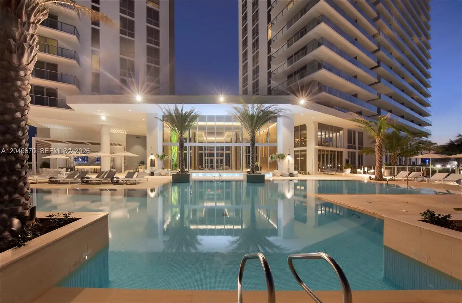 16385 Biscayne Blvd # 2601, North Miami Beach FL 33160