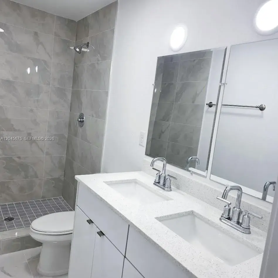 2731 NW 44th St # 2731, Miami FL 33142