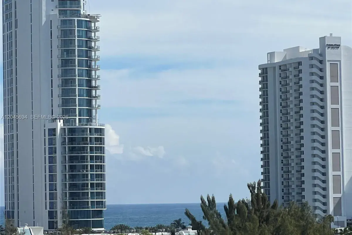 17600 N Bay Rd # N902, Sunny Isles Beach FL 33160