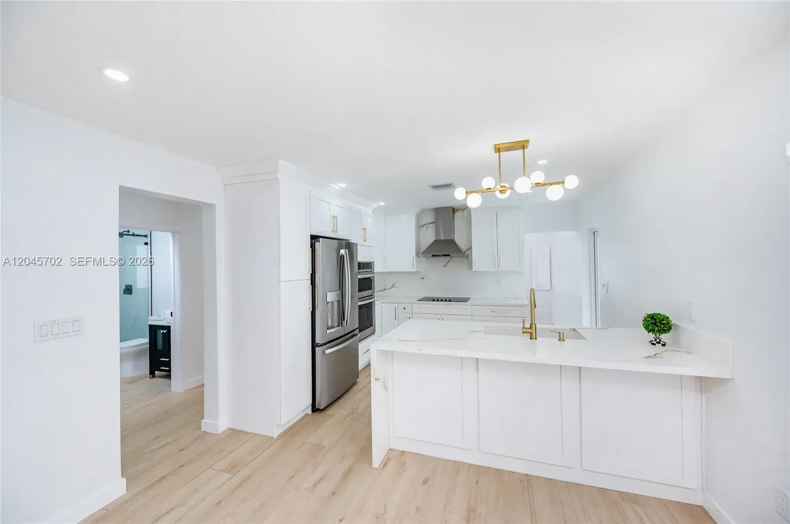 817 Columbus Blvd # 817, Coral Gables FL 33134