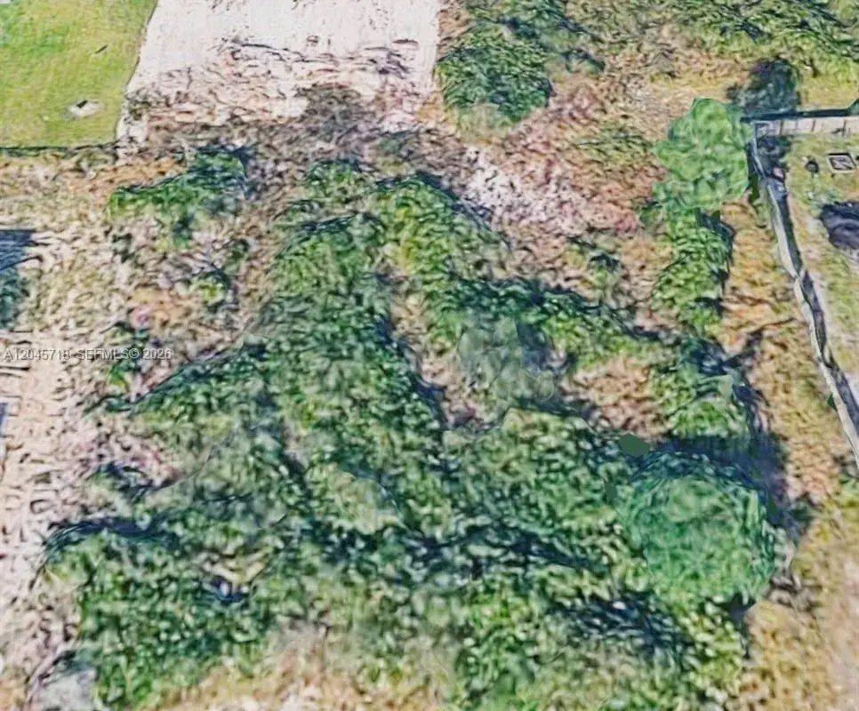 2806 54TH ST W, Lehigh Acres FL 33971