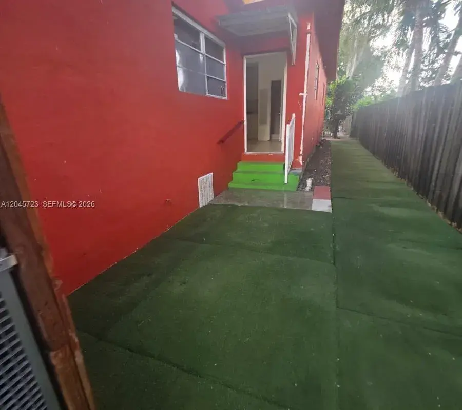 10861 NW 22nd Ct # 0, Miami FL 33167