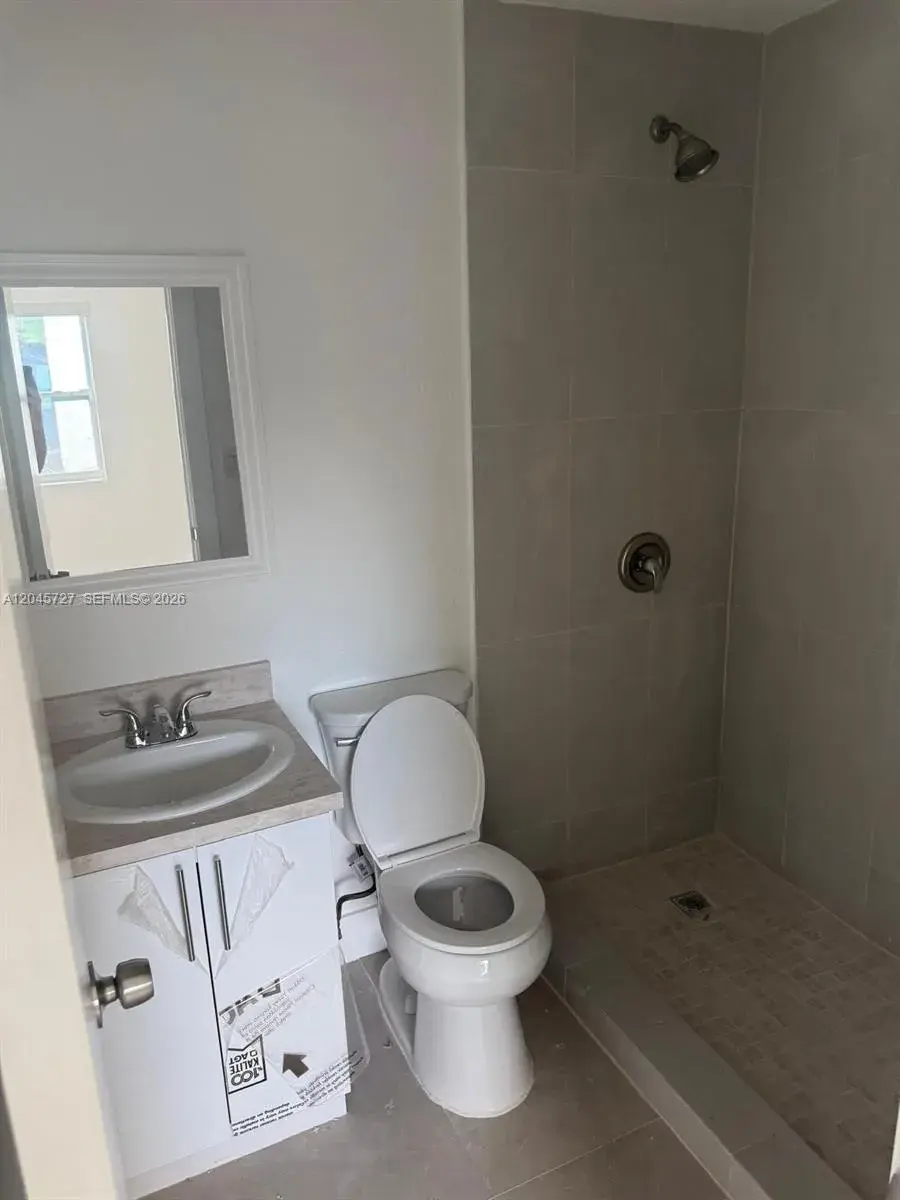 2328 NW 80th St, Miami FL 33147