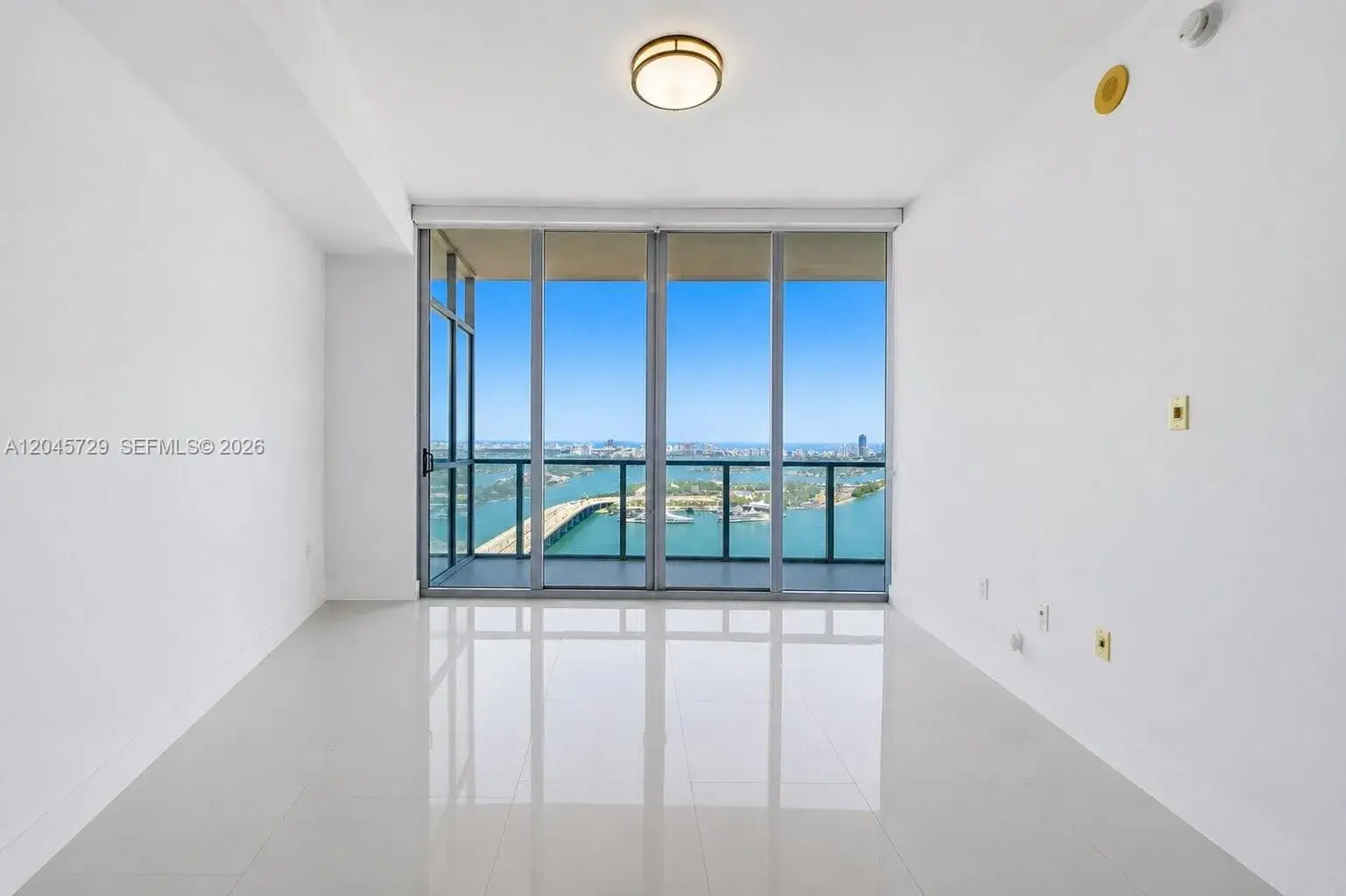 1100 Biscayne Blvd # 4402, Miami FL 33132