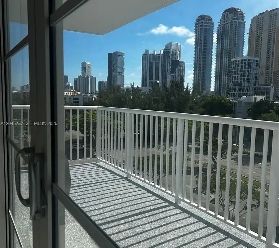 231 174th St # 718, Sunny Isles Beach FL 33160