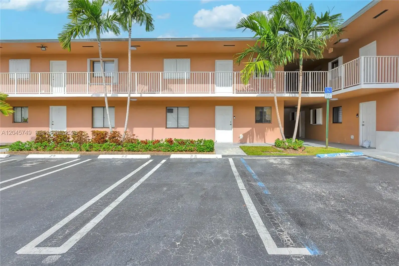 6041 W 24th Ave # 111, Hialeah FL 33016 photo 2