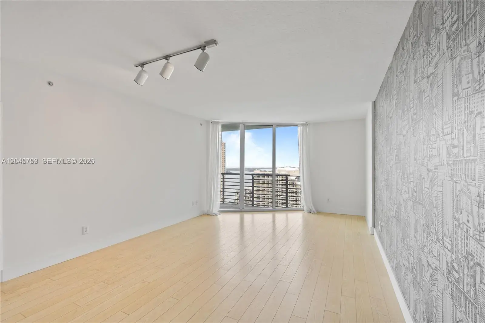 335 S Biscayne Blvd # 3503, Miami FL 33131