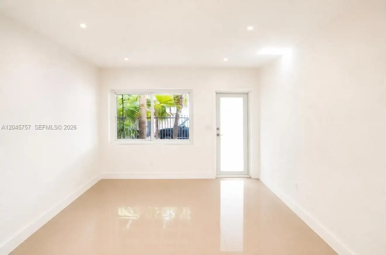 551 NE 61st St # 4, Miami FL 33137 photo 4