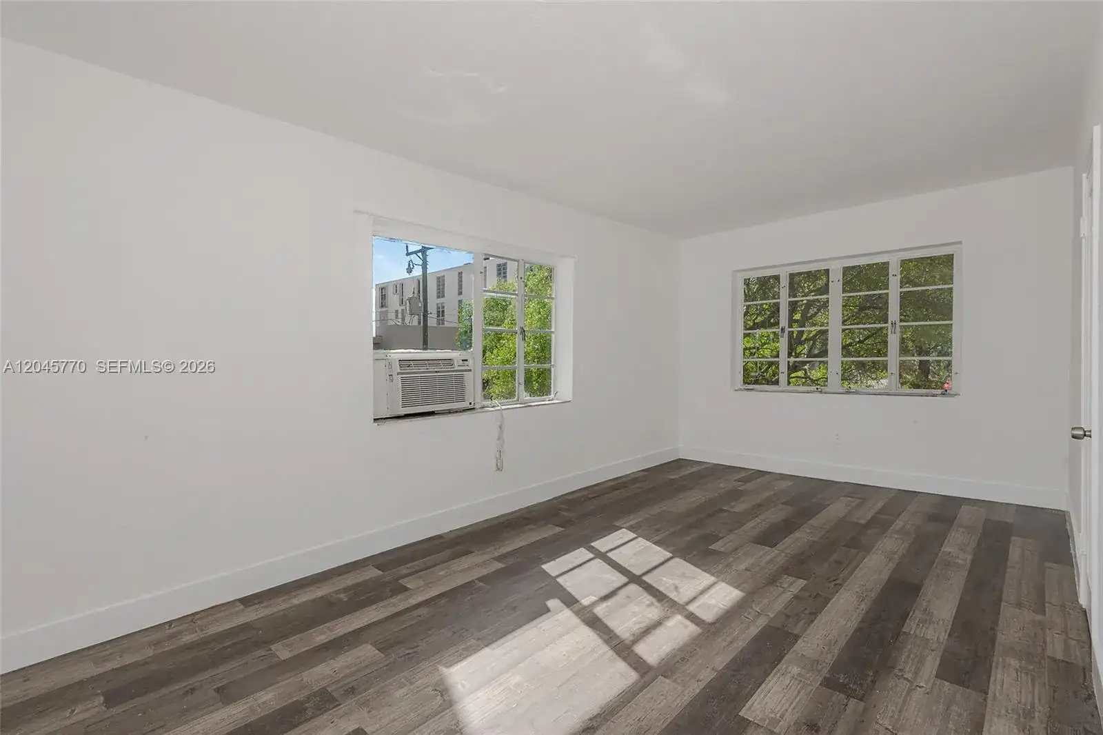 8340 Crespi Blvd # 20, Miami Beach FL 33141 photo 3