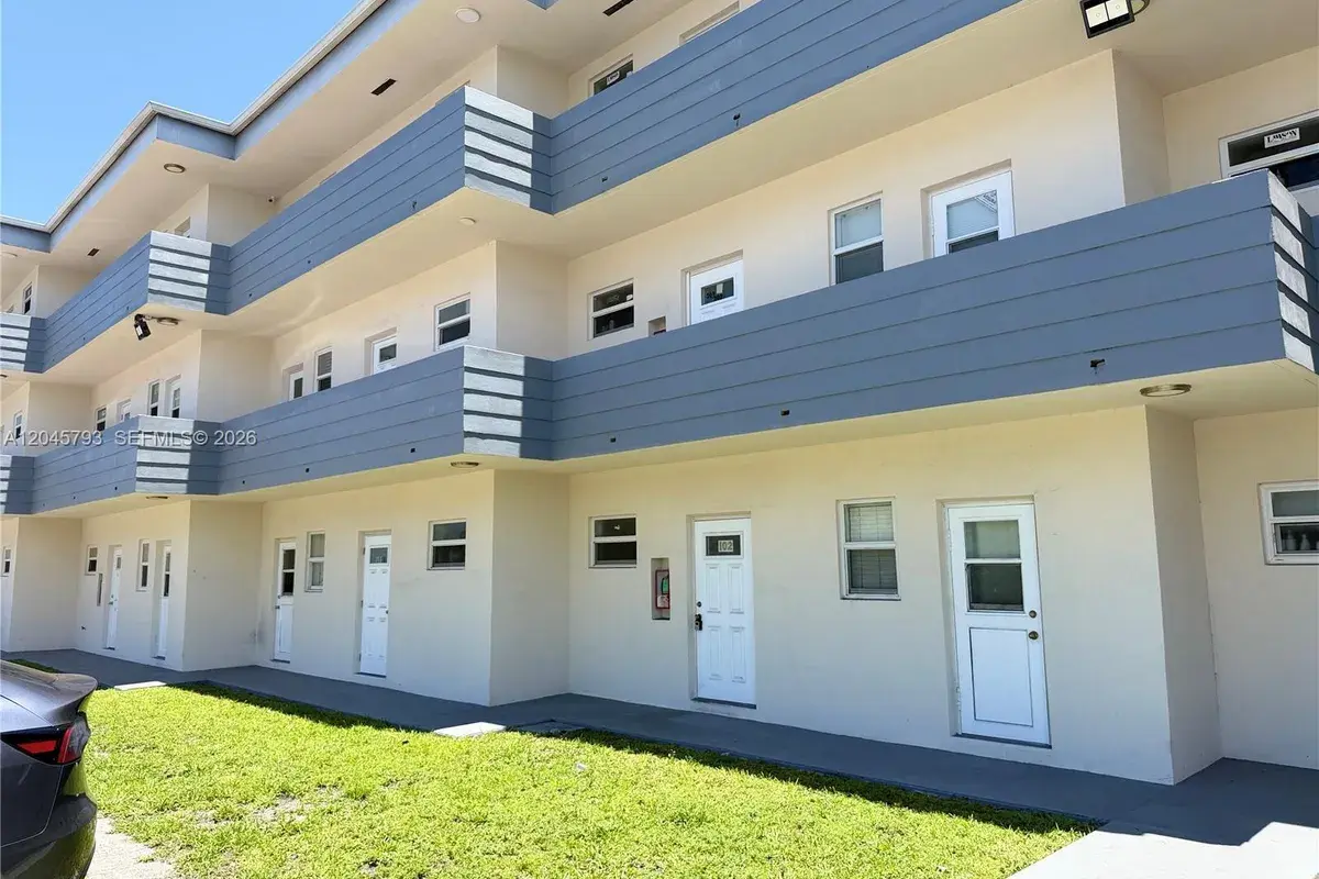 13215 NE 6th Ave # 102, North Miami FL 33161