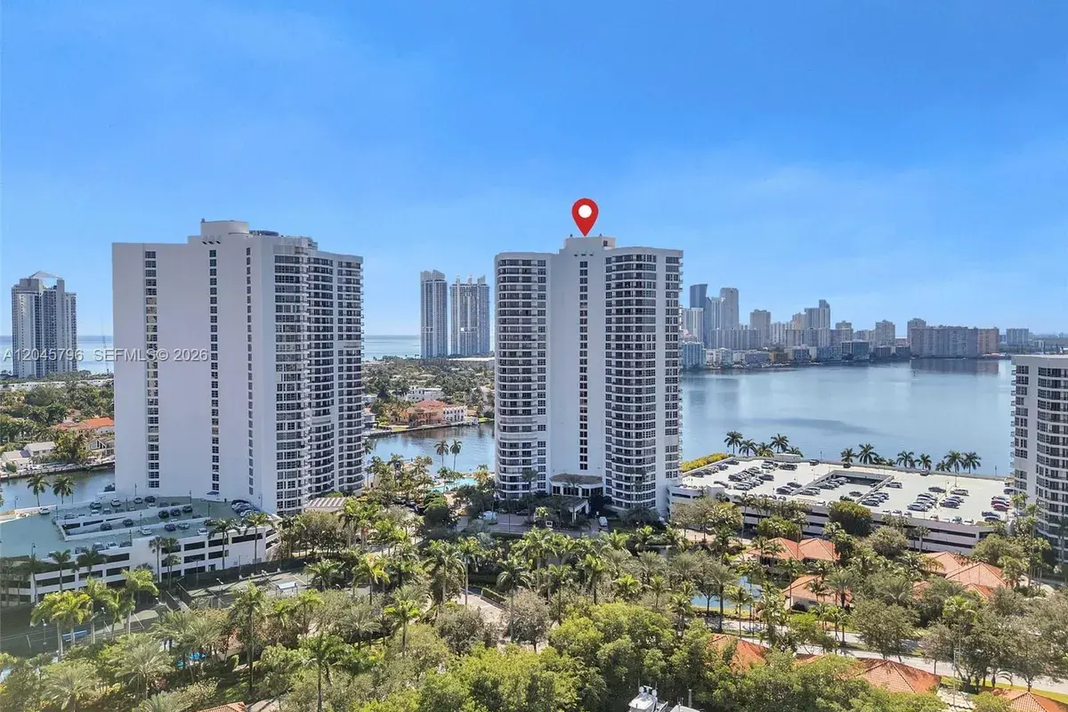 19101 Mystic Pointe Dr, Aventura FL 33180
