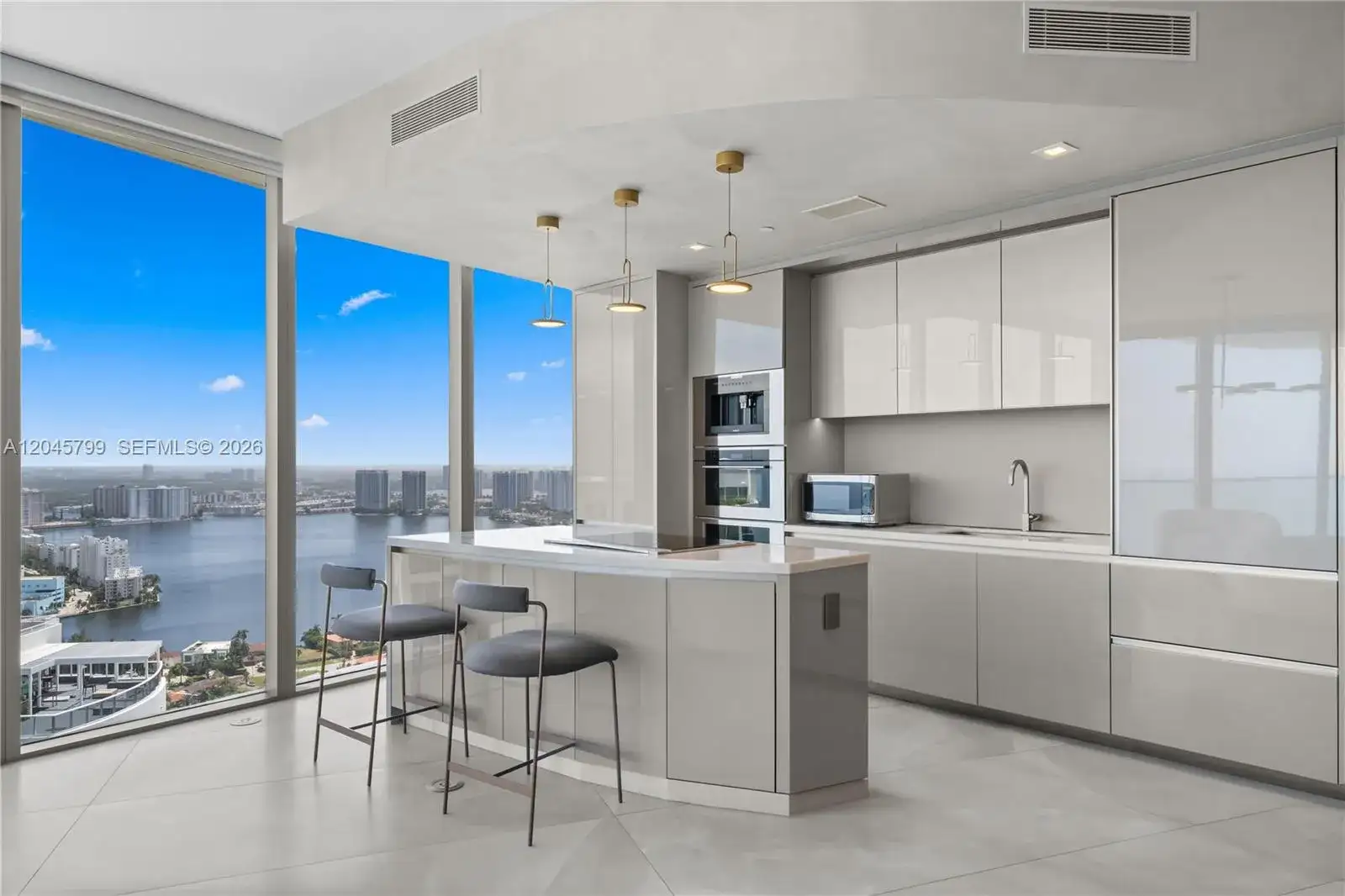 18975 Collins Ave # 3204, Sunny Isles Beach FL 33160 photo 2