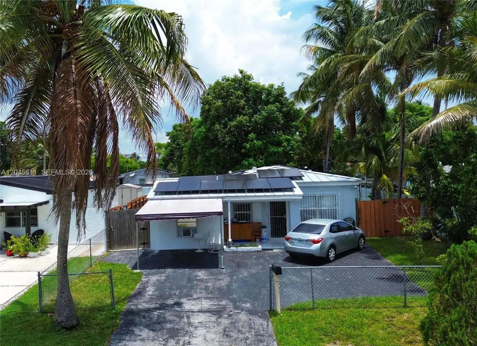 1445 NE 174th St, North Miami Beach FL 33162