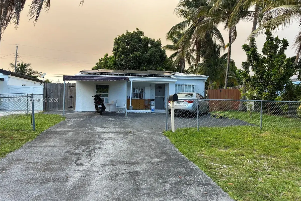 1445 NE 174th St, North Miami Beach FL 33162