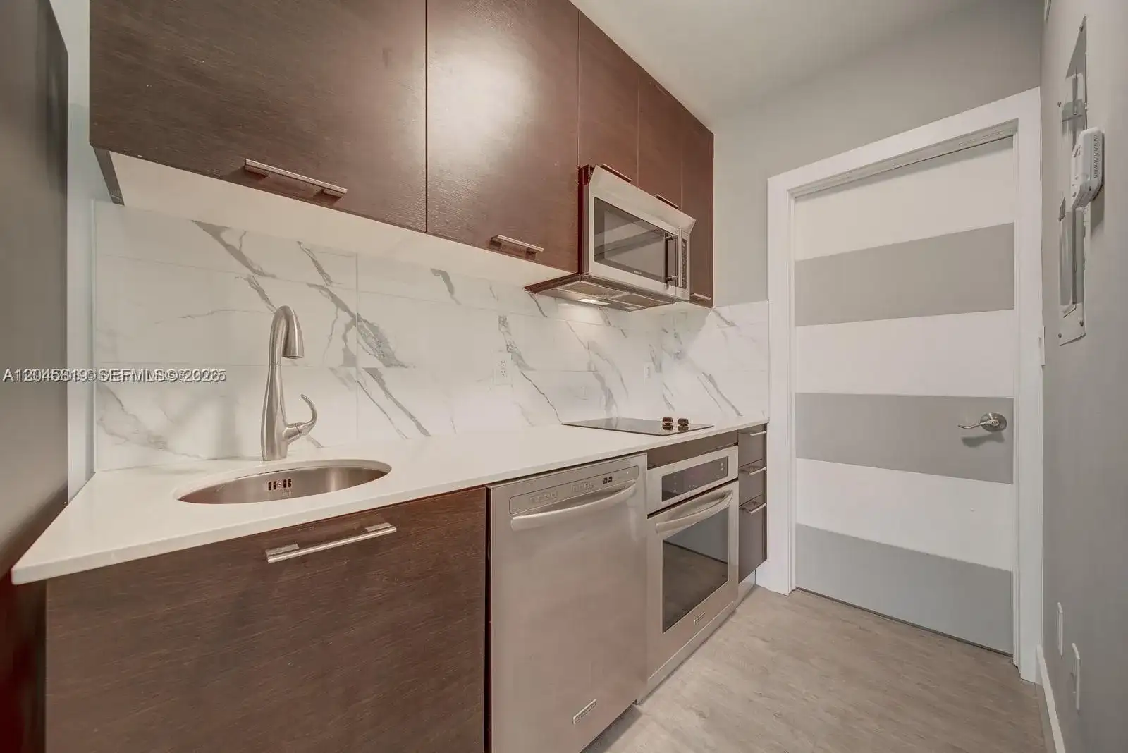 1568 Pennsylvania # 325, Miami Beach FL 33139 photo 5