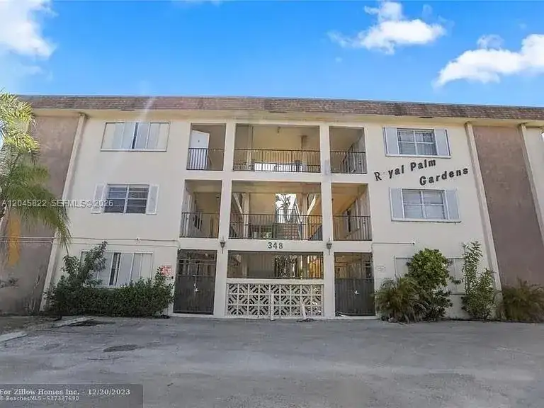 348 S Federal Hwy # 31, Dania Beach FL 33004 photo 2