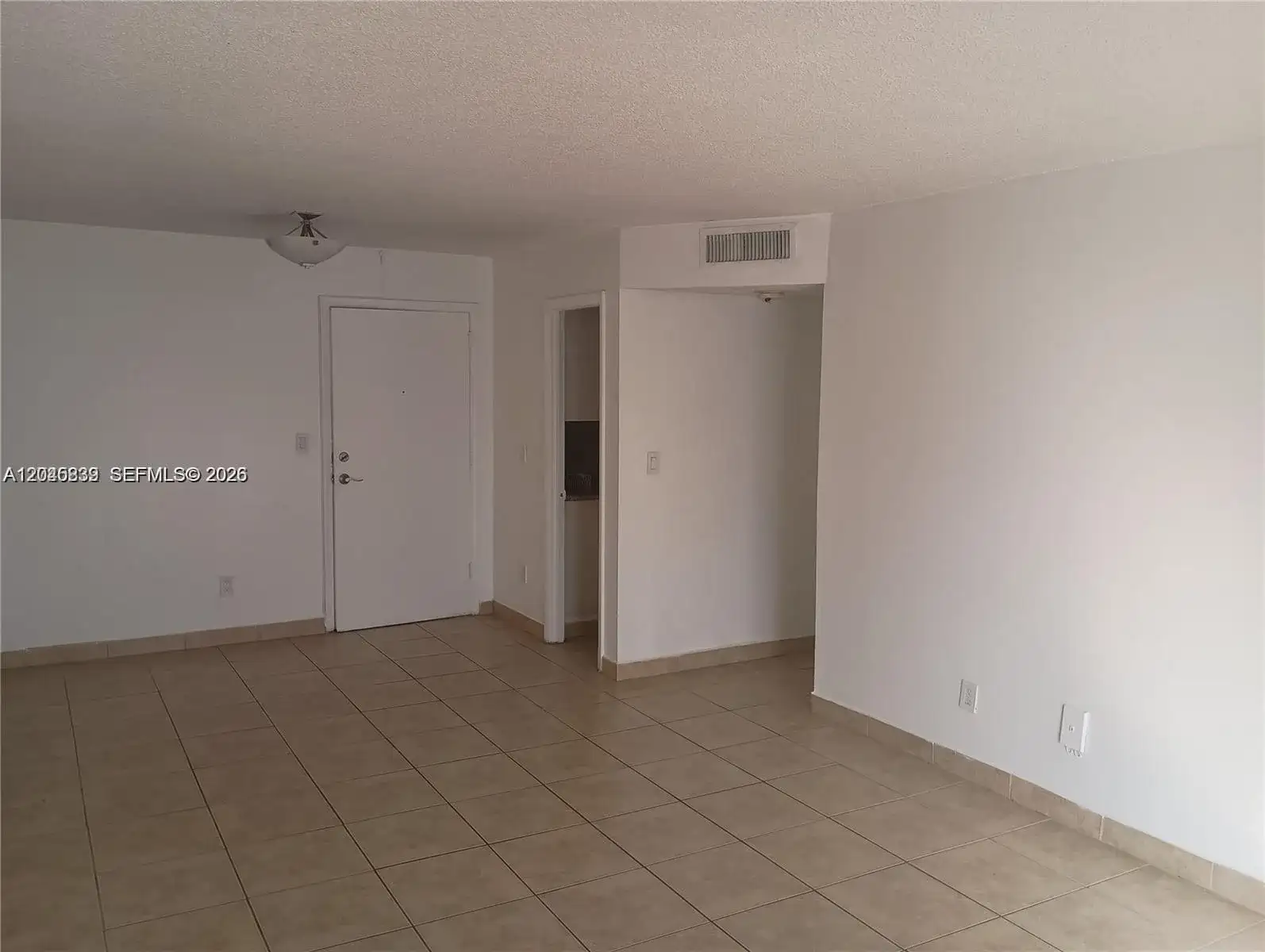 18100 Atlantic Blvd # 312, Sunny Isles Beach FL 33160 photo 2