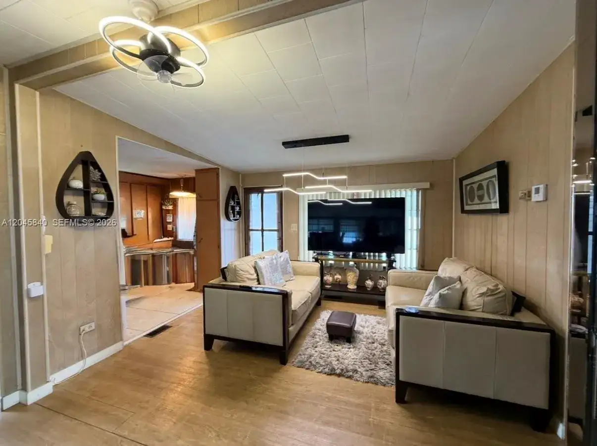 3309 Orange ST, Hollywood FL 33021 photo 4