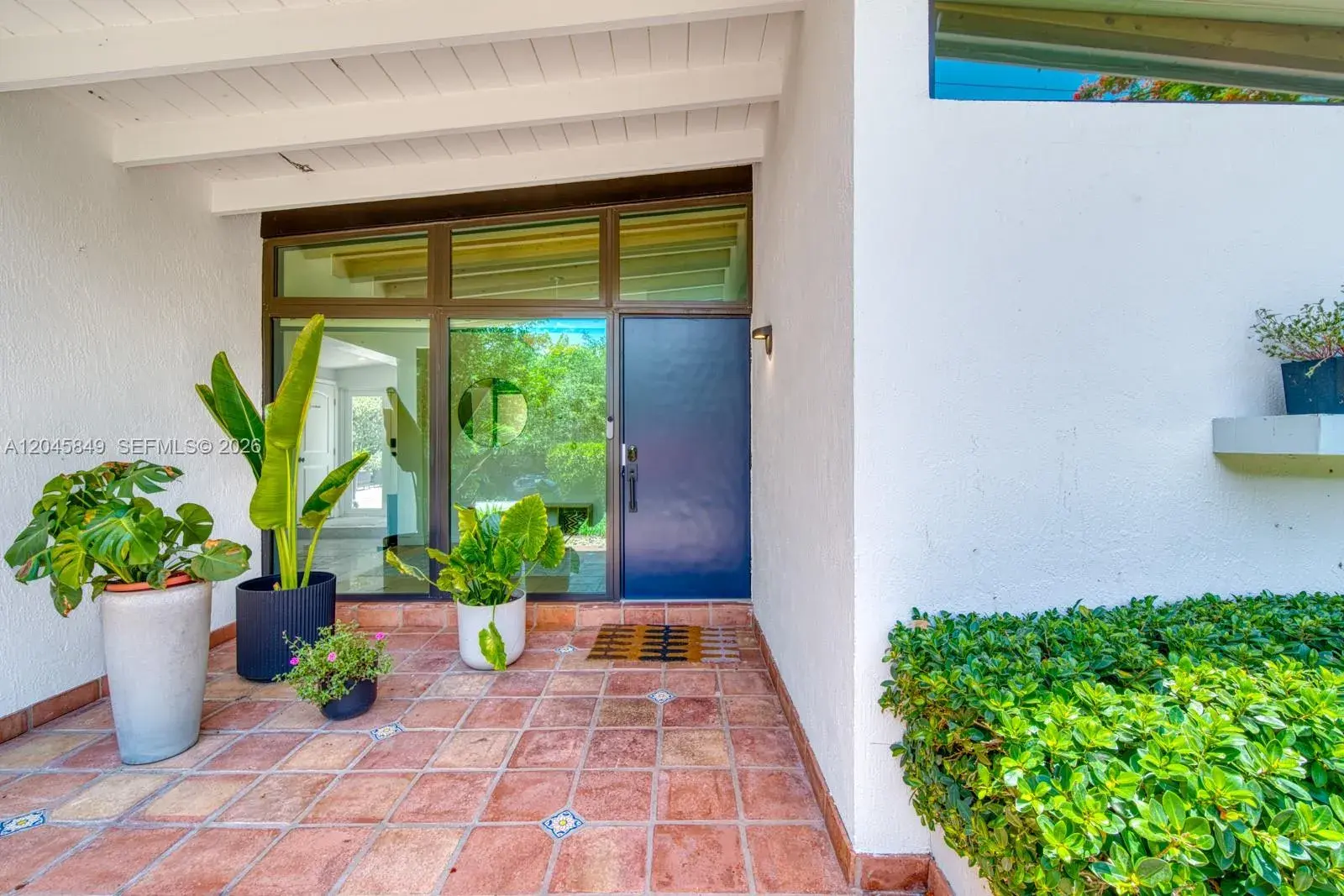 7055 SW 84th Ave, Miami FL 33143