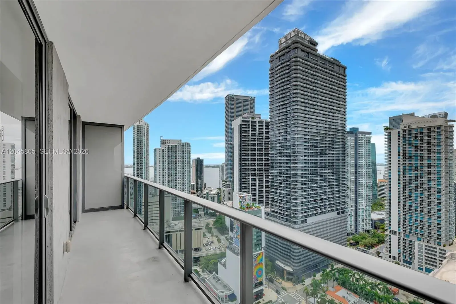 55 SW 9th St # 3104, Miami FL 33130