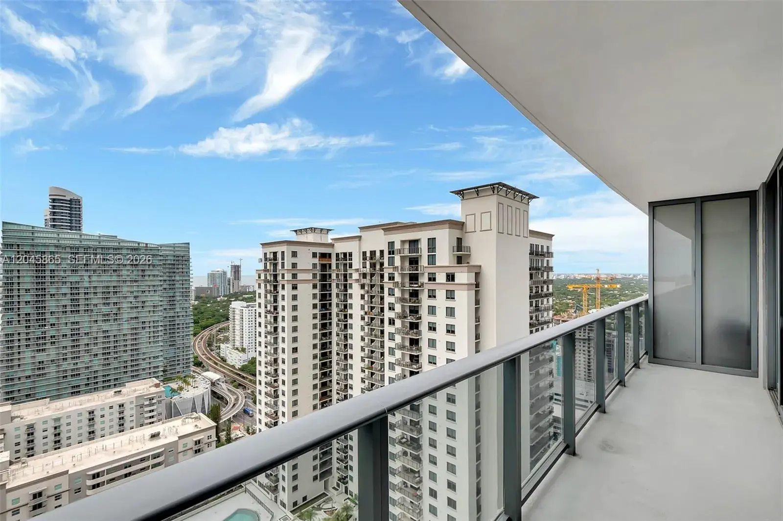 55 SW 9th St # 3104, Miami FL 33130