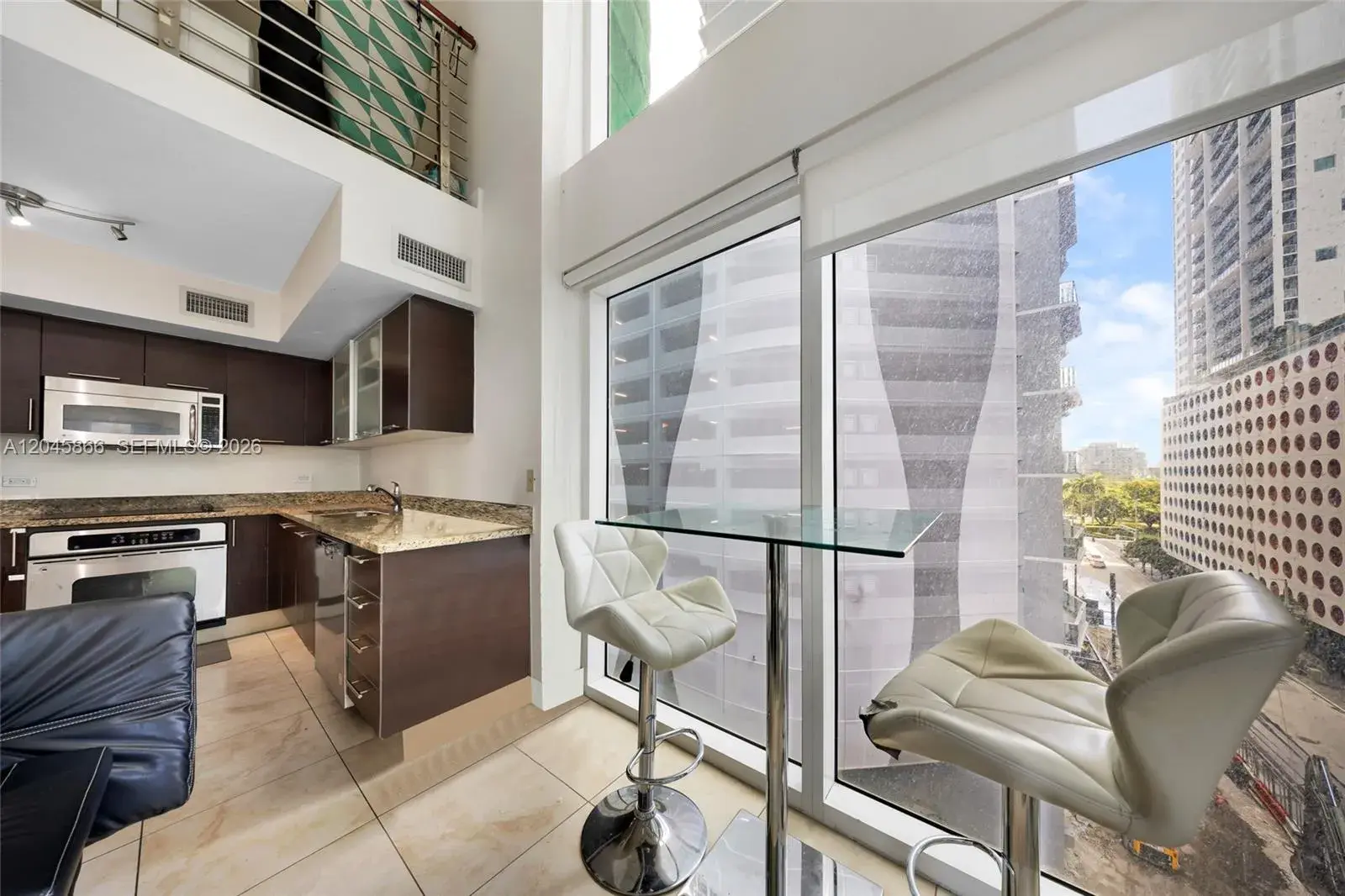41 SE 5th St # 502, Miami FL 33131