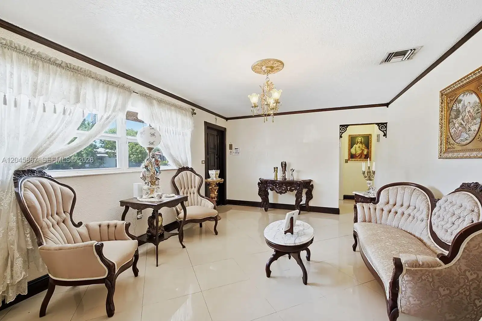 7858 NW 171st St, Hialeah FL 33015 photo 4