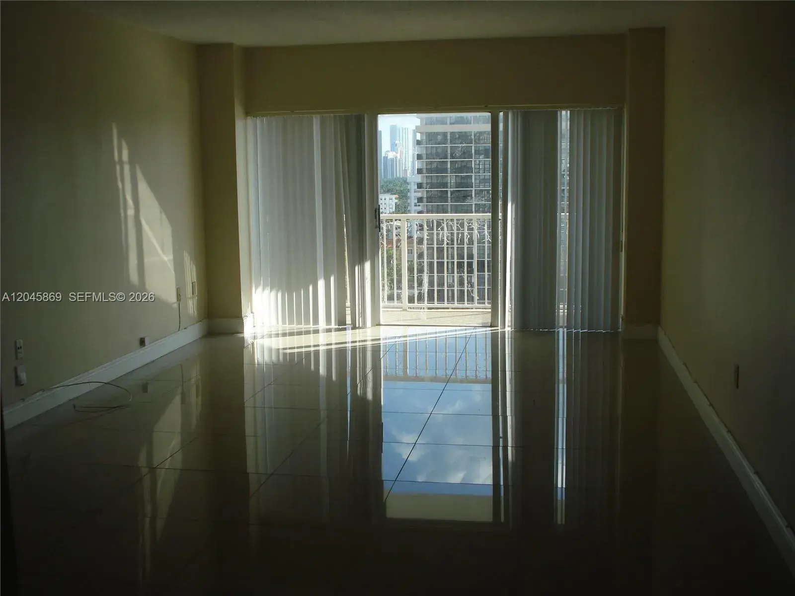 1965 S Ocean Dr # 10P, Hallandale Beach FL 33009