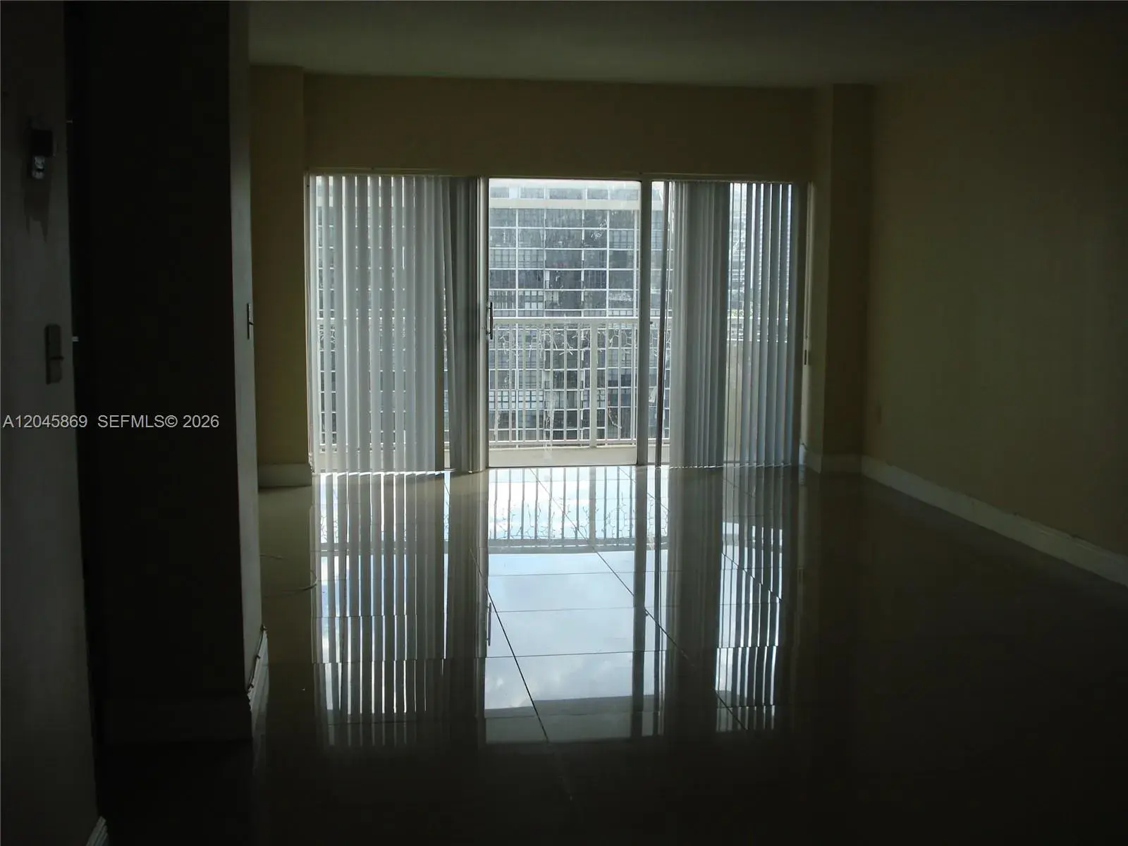 1965 S Ocean Dr # 10P, Hallandale Beach FL 33009