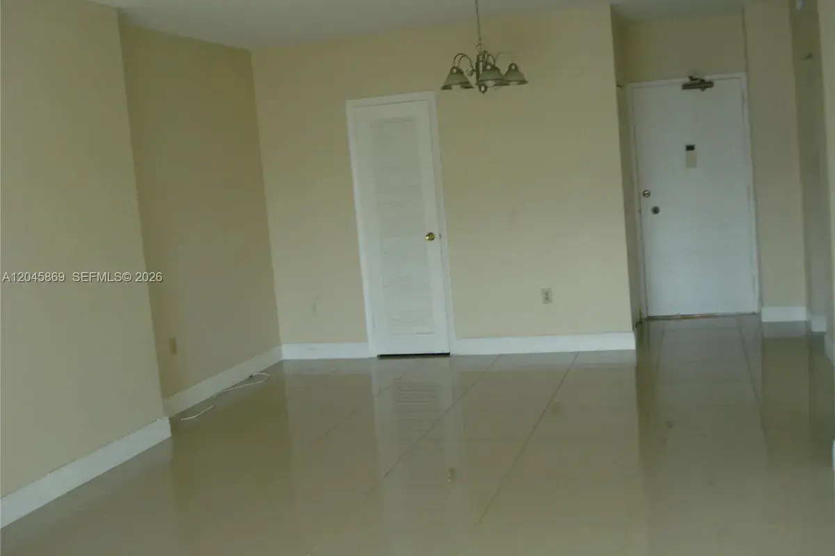 1965 S Ocean Dr # 10P, Hallandale Beach FL 33009